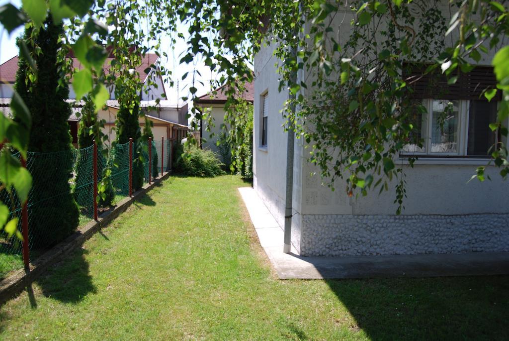 Nador Apartman Apartment Balatonlelle Room photo